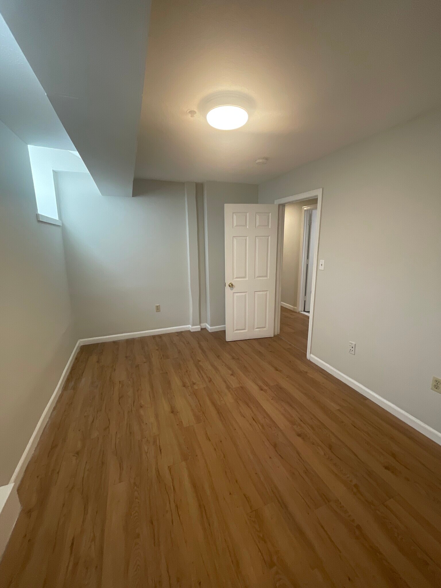 Building Photo - 53 Hemenway St