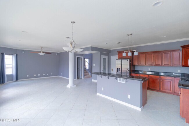 Building Photo - 4744 Excalibur Dr