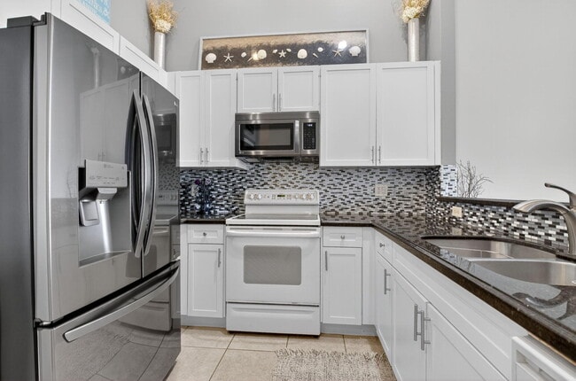 Building Photo - 235 Coral Trace Ln