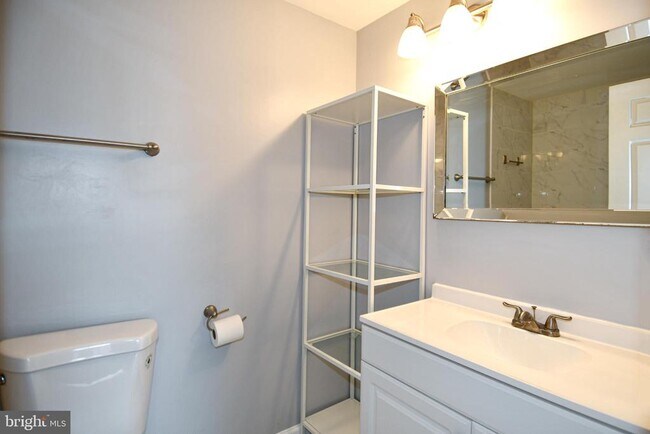 Building Photo - 13216 Country Ridge Dr