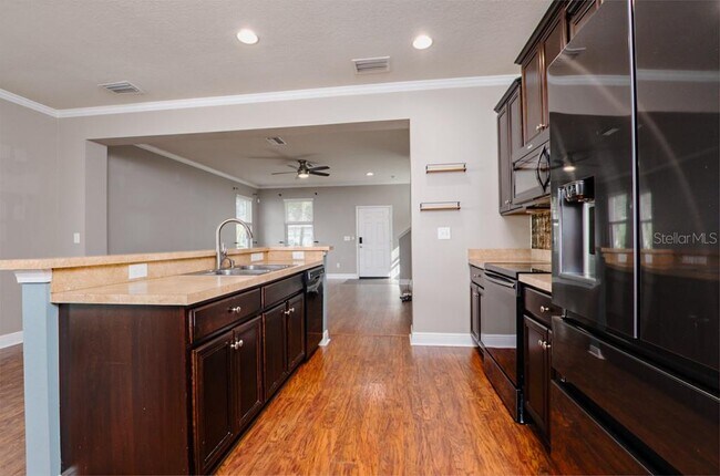 Building Photo - 8639 Turnstone Shore Ln