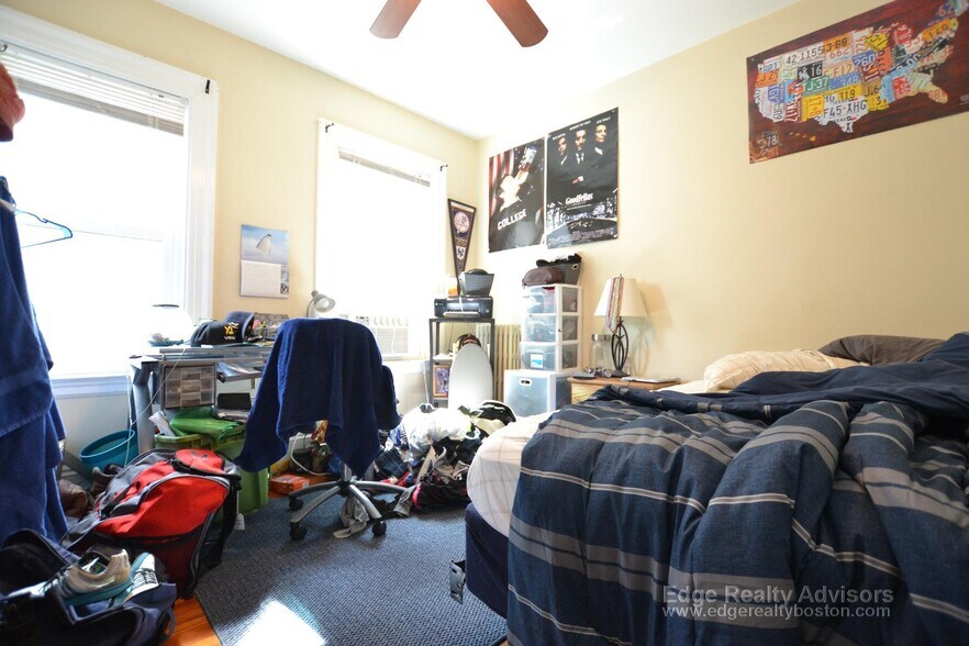 Building Photo - 73 Leicester St