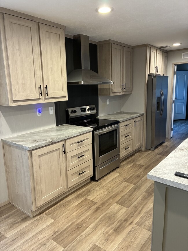 Building Photo - 120 Charles Pl