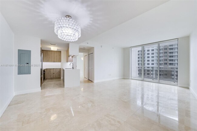 Building Photo - 901 Brickell Key Blvd