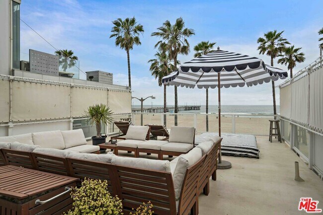 Building Photo - 0 Ocean Front Walk