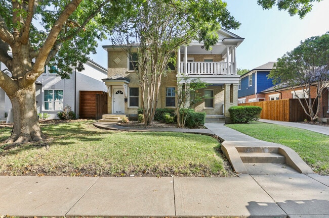 Primary Photo - 5807 Vickery Blvd