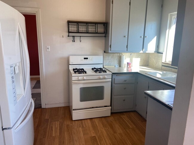 Building Photo - Beautiful 2 bedroom home in Chaffee Park with Huge Studio