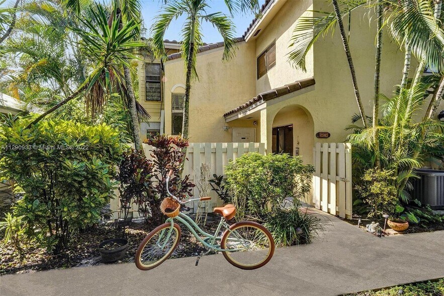 Building Photo - 22322 Pineapple Walk Dr