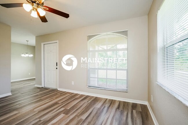 Building Photo - 3 Bedroom Pet-Friendly Home in Fort Myers,...