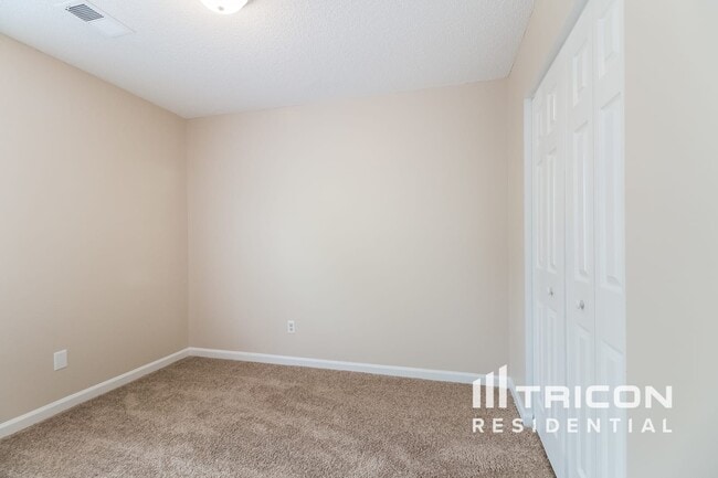 Building Photo - 207 Denby Cir