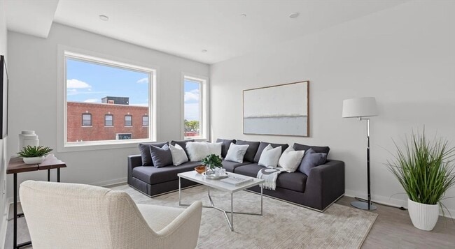 Building Photo - 14 Ward St