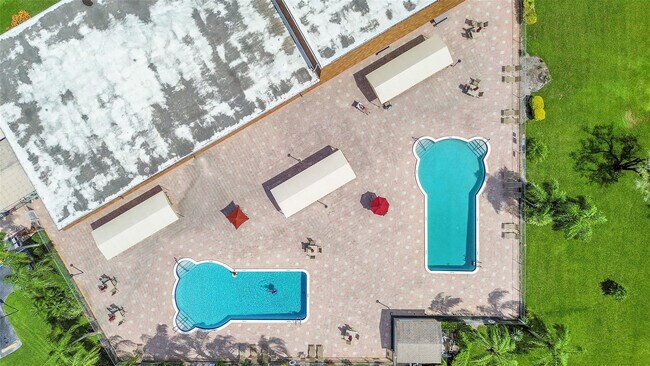 Building Photo - 23 Abbey Ln