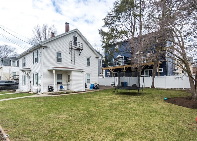 Building Photo - 12 Foundry Ave