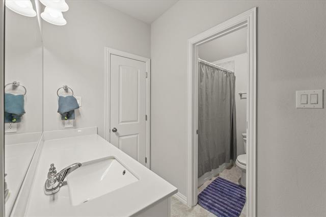 Building Photo - 3217 Flowering Peach Dr.