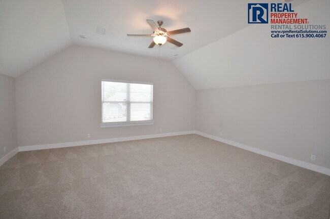 Building Photo - 2432 Fig Dr