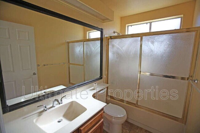 Building Photo - 4407 W Kimberly Way