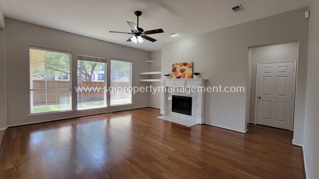 Building Photo - 1403 Lighthouse Ln