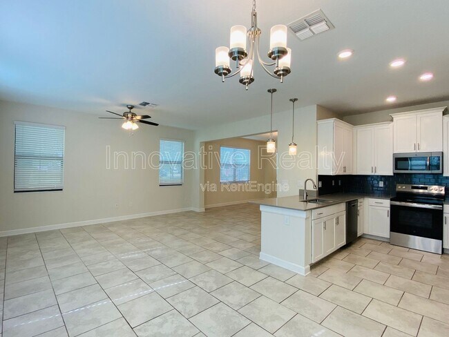 Building Photo - 11504 Whistling Pne Wy