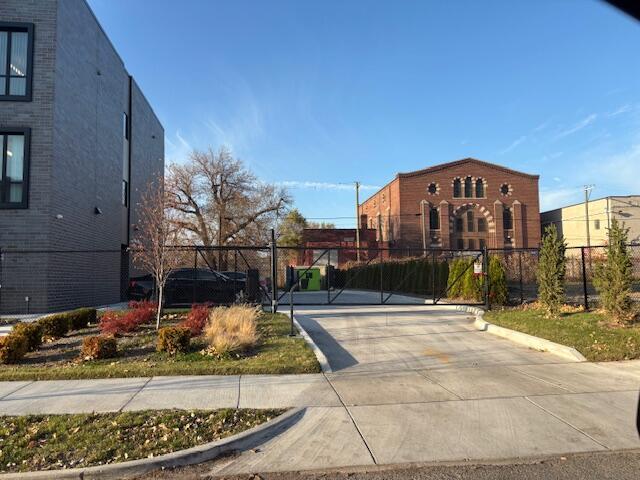 Building Photo - 503 Horton St