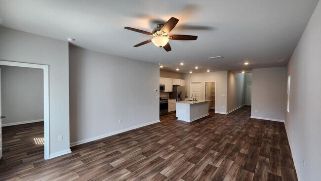 Building Photo - 1055 Sentinel Ct