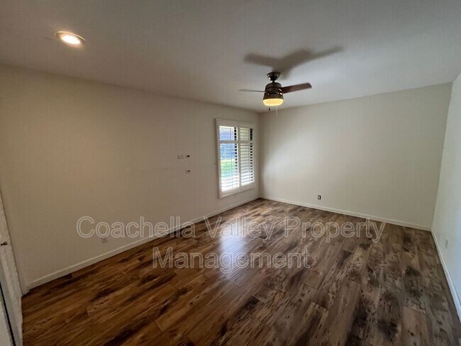 Building Photo - 1655 E Palm Canyon Dr