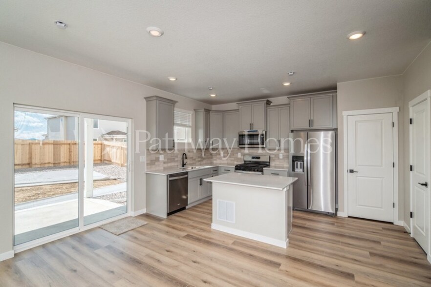 Building Photo - 9403 Yampa Ct