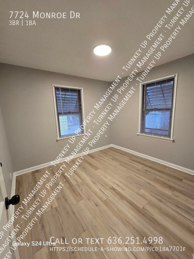 Building Photo - 7724 Monroe Dr