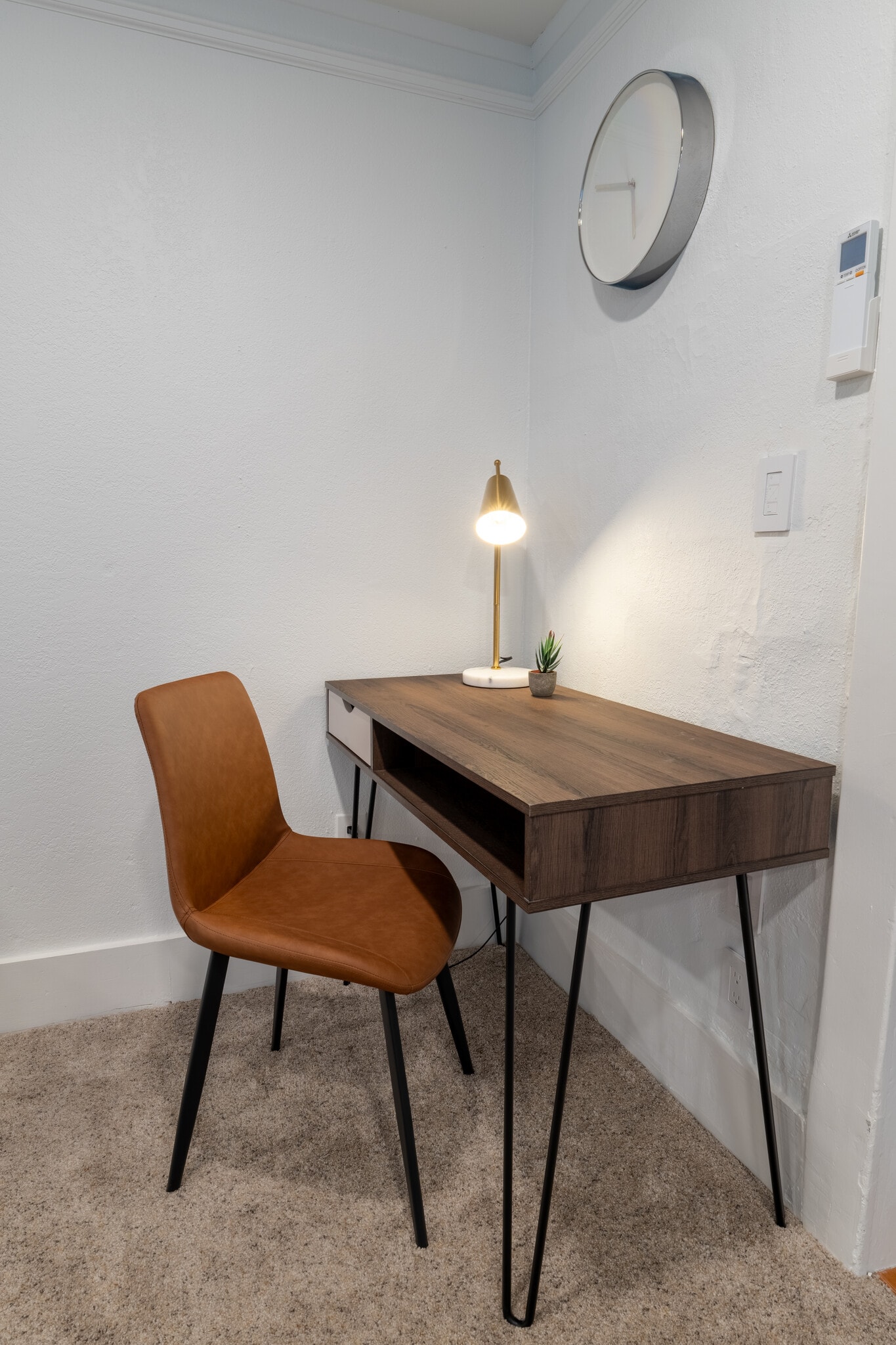 Work table - 1519 32nd Ave