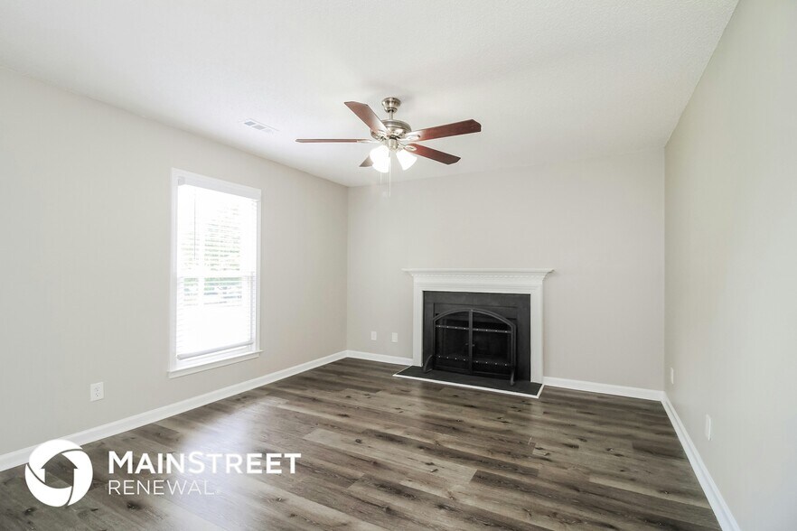 Building Photo - 1716 Carriage Cove Ln