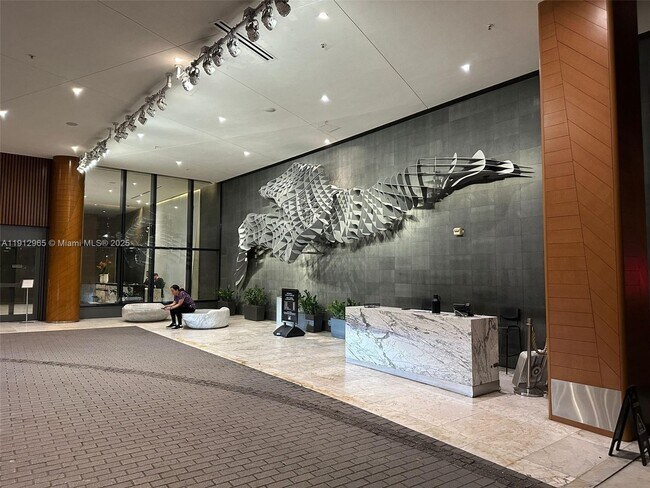 Building Photo - 68 SE 6th St