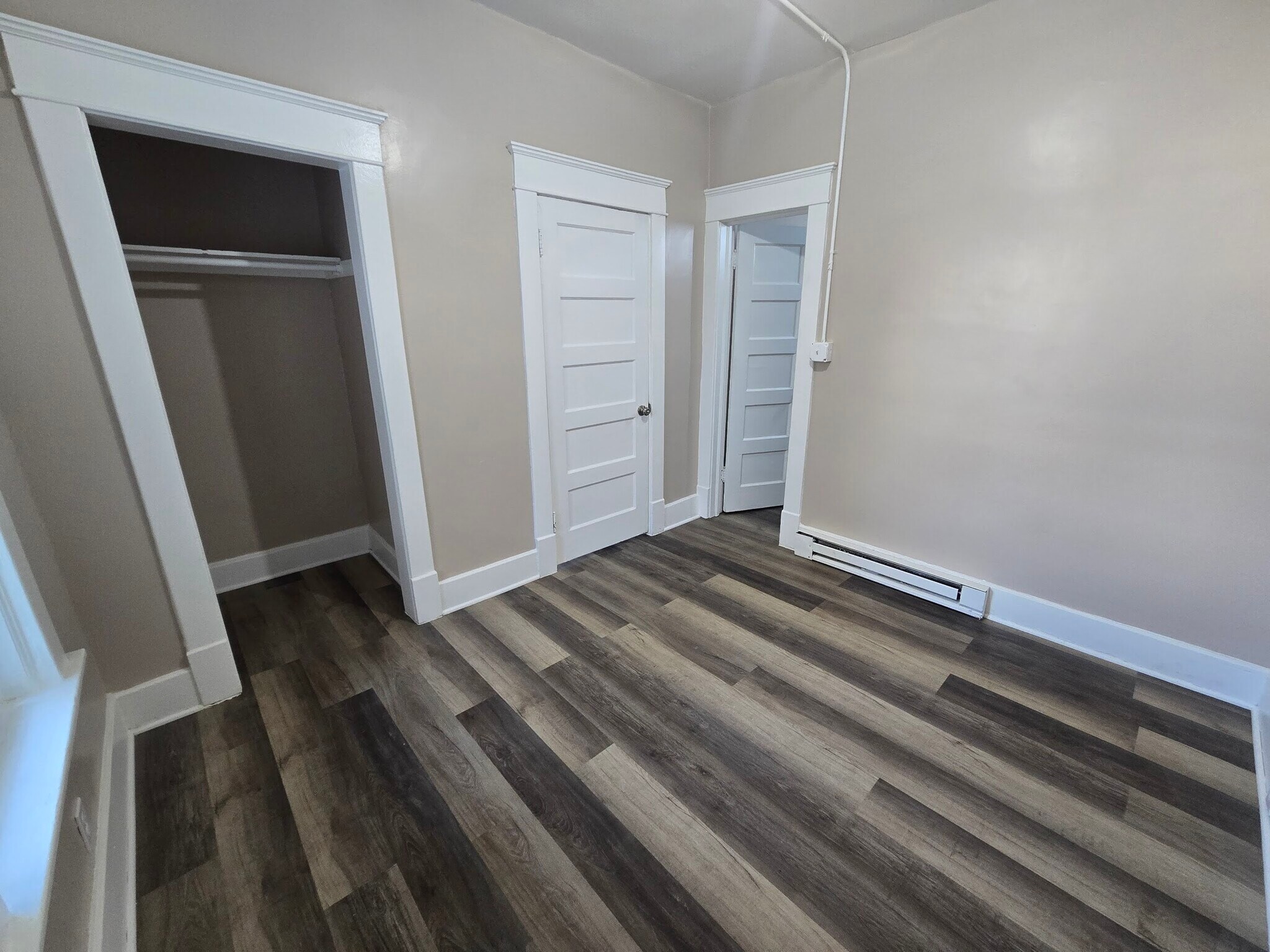 Building Photo - 1422 26th Ave N