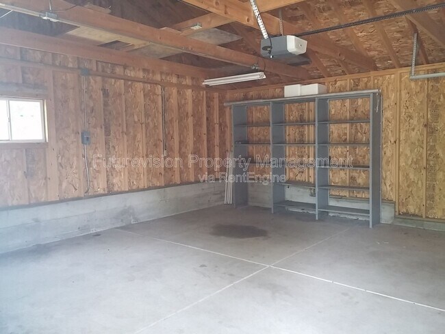 Building Photo - 1704 Belleview Ave