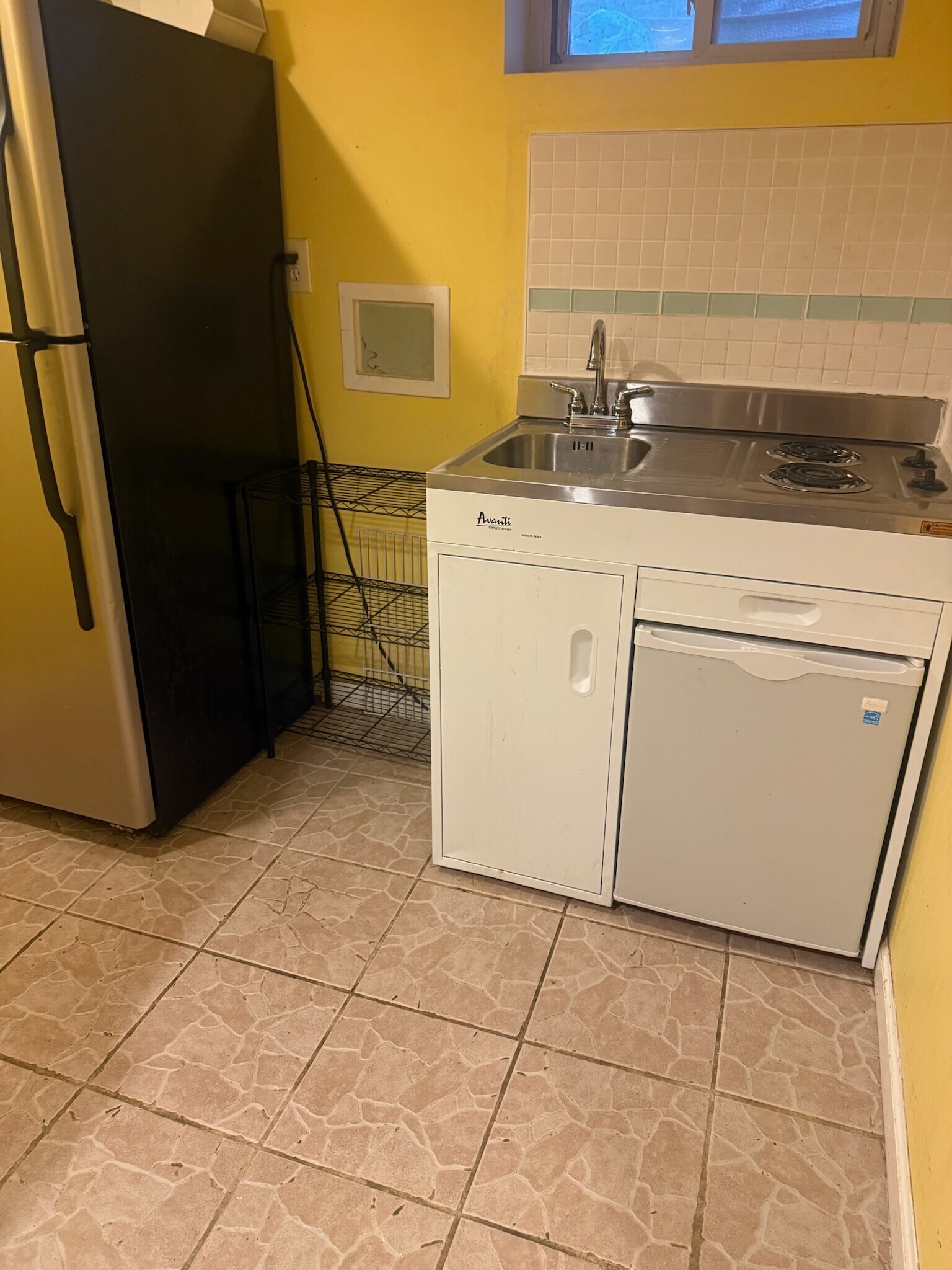 Building Photo - 232 Lawson St