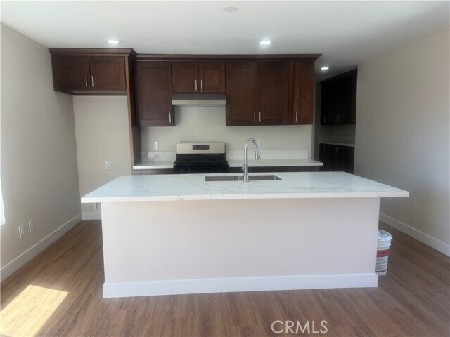 Building Photo - 7661 El Rovia Cir
