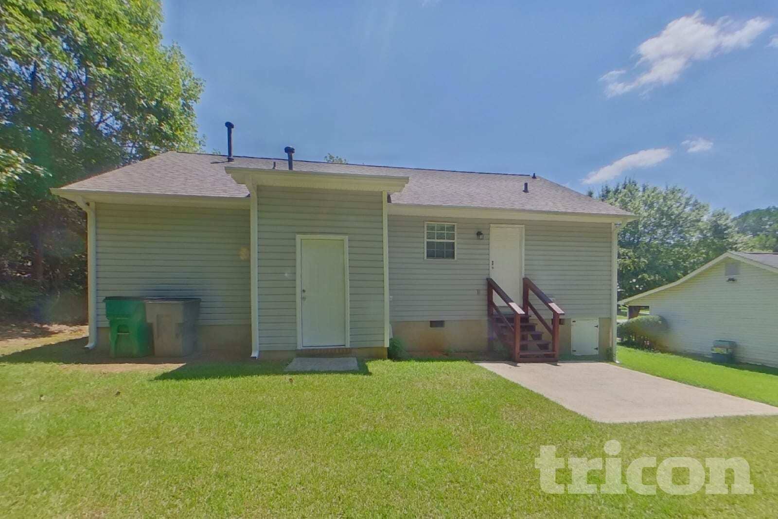 Building Photo - 212 Cottonwood Park Dr