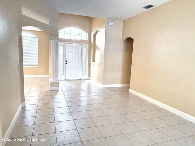 Building Photo - 3650 Chardonnay Dr