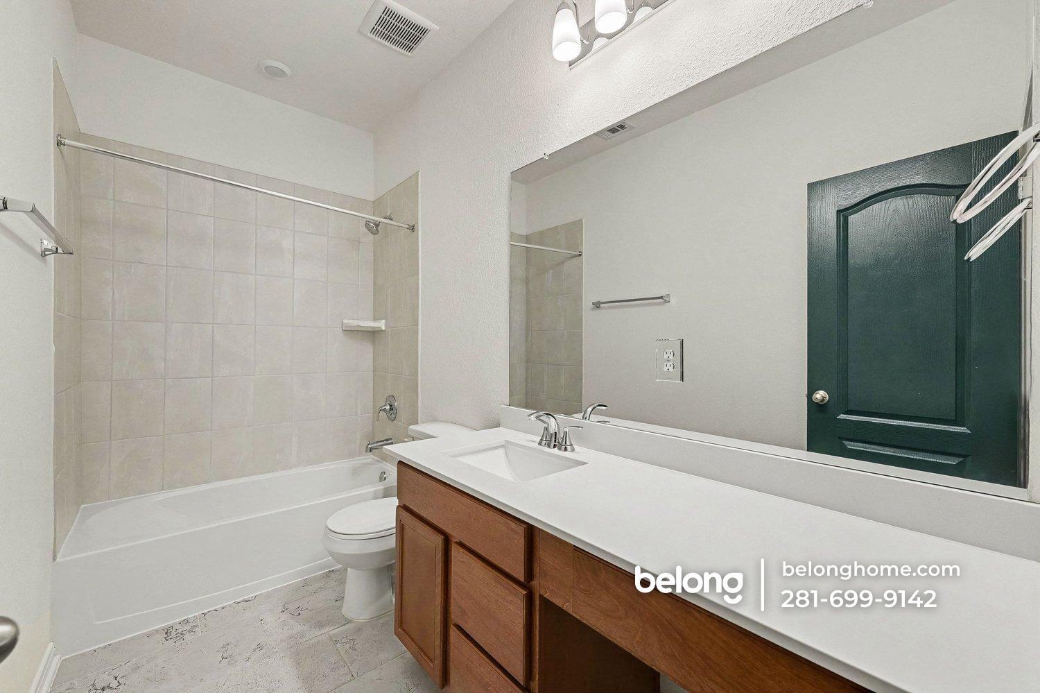 Building Photo - 25403 Benroe St