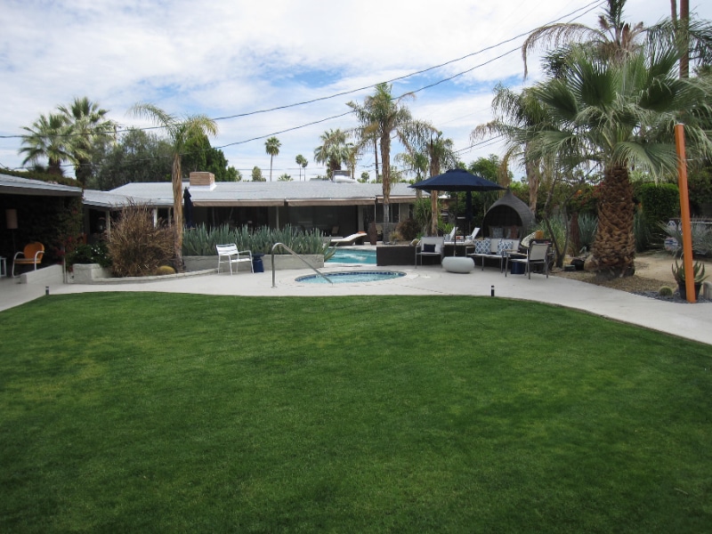 Building Photo - 777 E San Lorenzo Rd