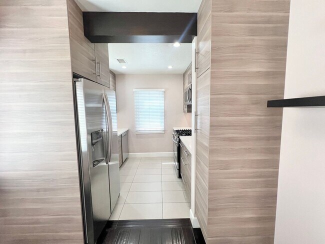 Building Photo - 59-61 Ximeno