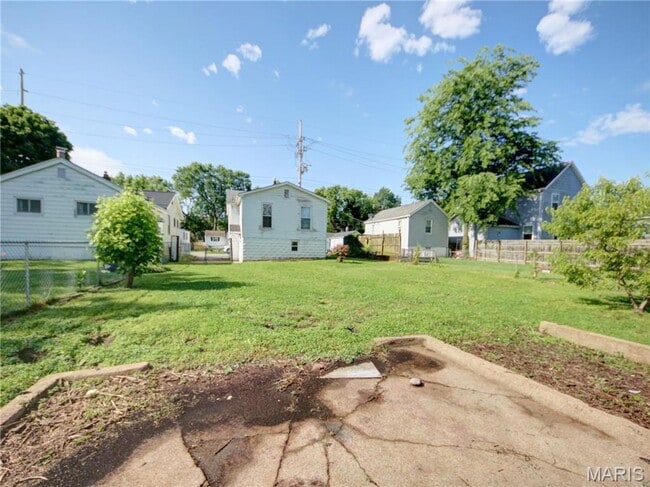 Building Photo - House for Rent in Lemay