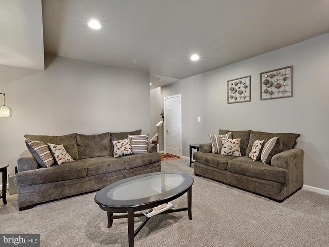 Building Photo - 2128 Turleygreen Pl