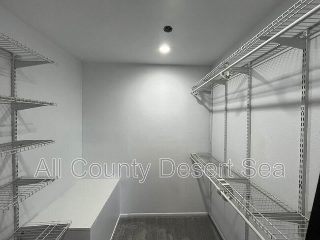 Building Photo - 16404 Vista Roma Cir