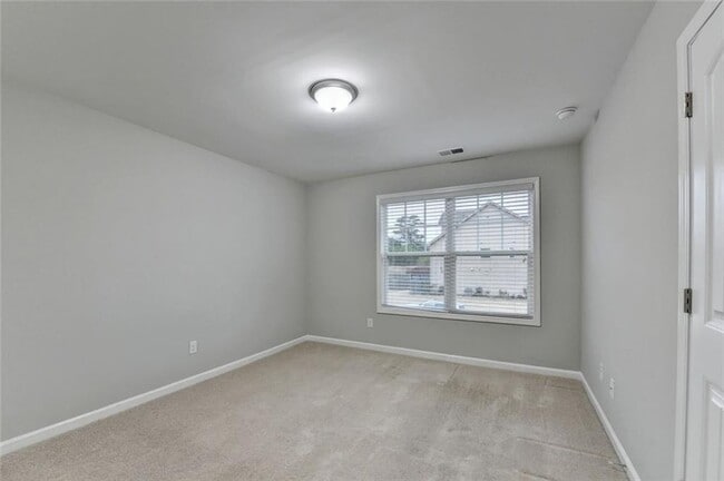 Building Photo - 7325 Heritage Oak Ct