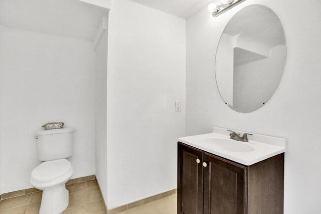 Building Photo - 9081 SW 169th Ct