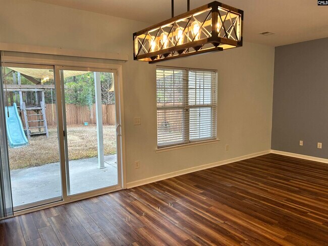 Building Photo - 454 Westmoreland Rd