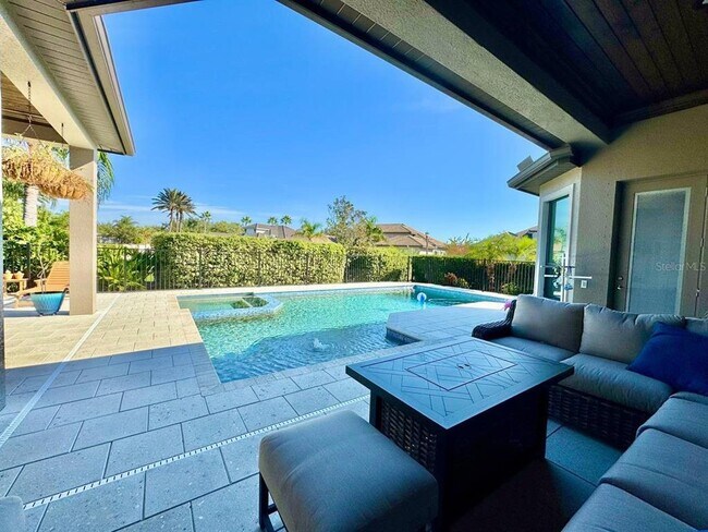 Building Photo - 10605 Sabella Dr