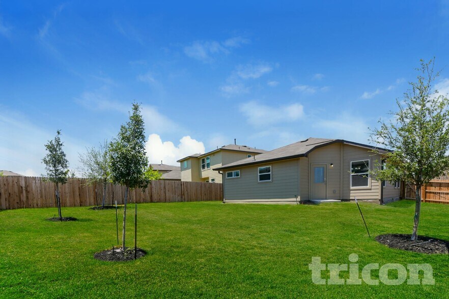 Building Photo - 15406 Shortwing