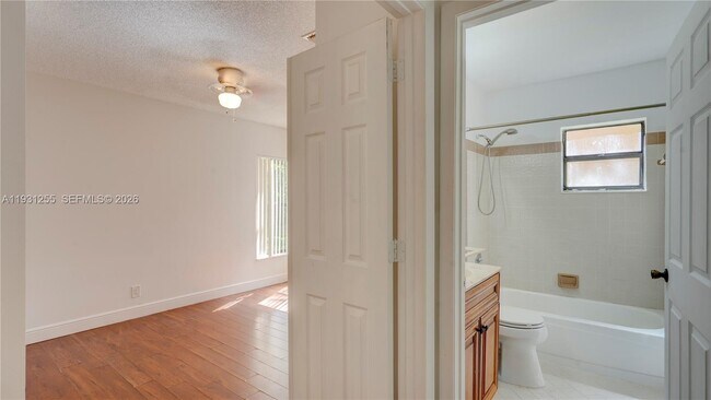 Building Photo - 3846 Coral Tree Cir