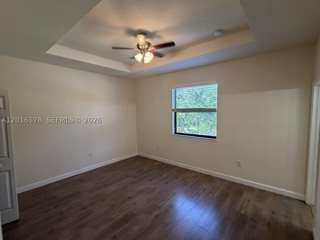 Building Photo - 11540 SW 151 Ave