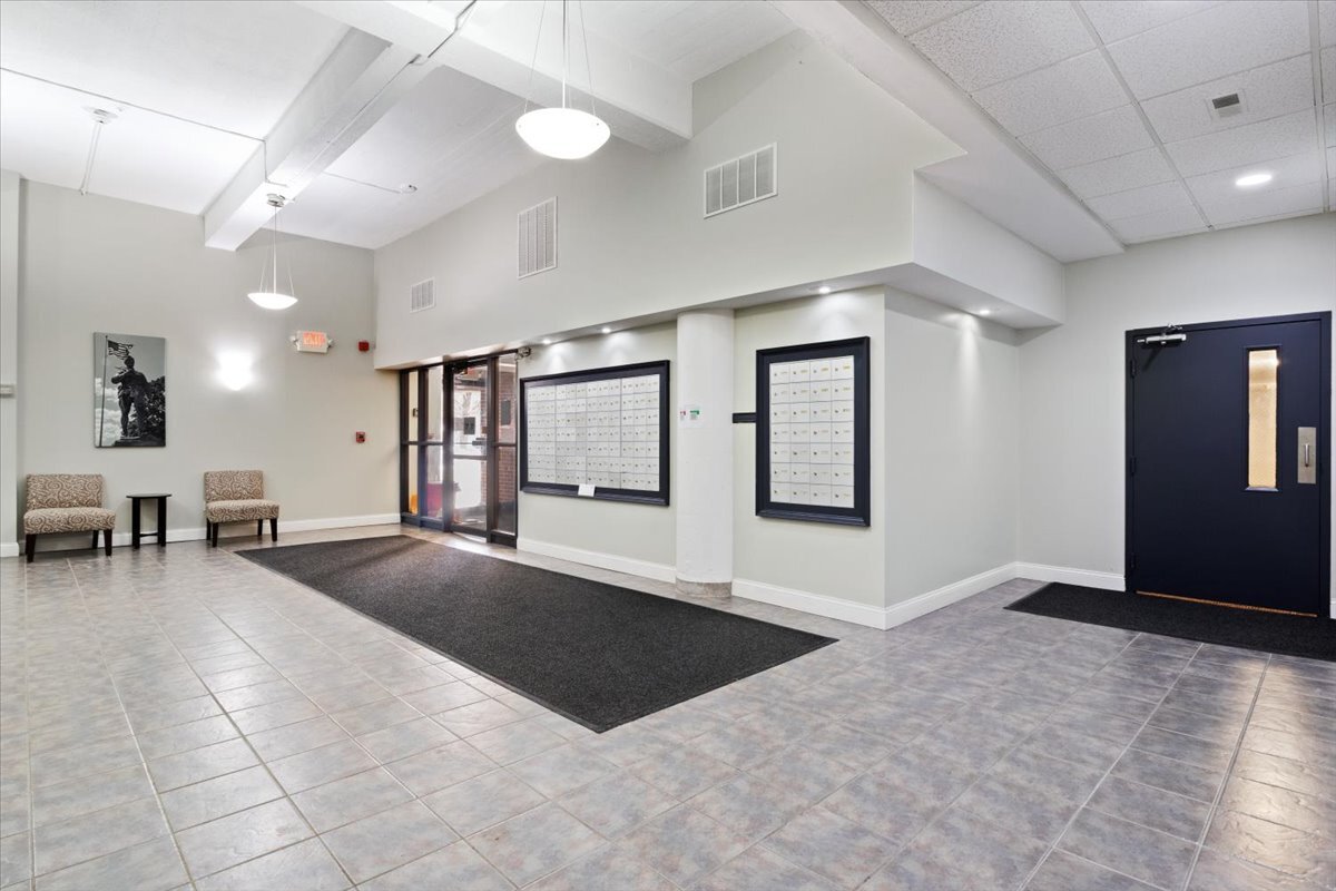 Building Photo - 150 Rumford Ave